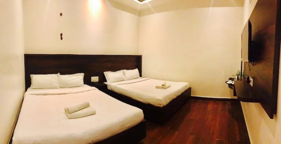 Hotel Al-Towheed