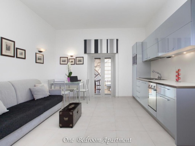 1 Bedroom Apartment