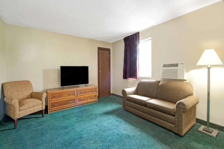 Deluxe Double Suite