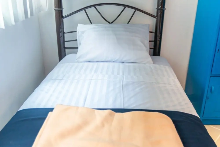Bed in Dorm (female dorm)