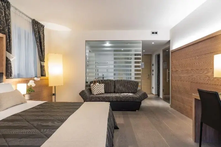 Classic Junior Suite
