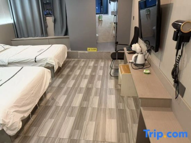 Business Triple room