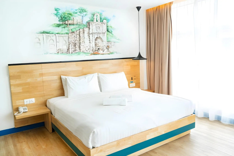 96 boutique hotel