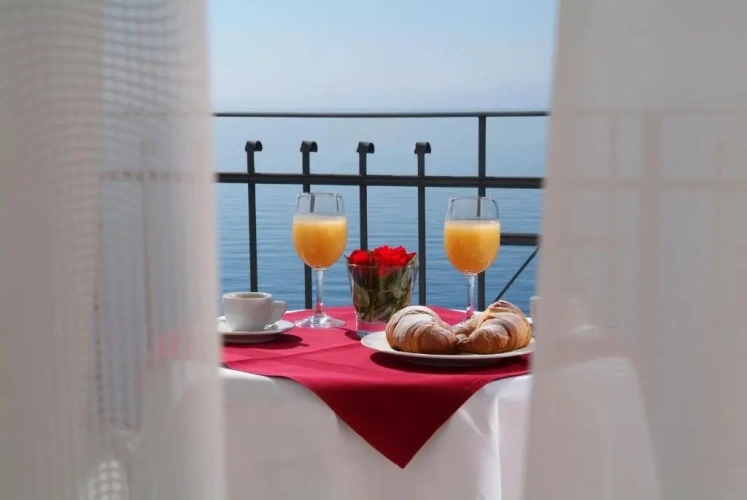 Superior Double room with sea view
