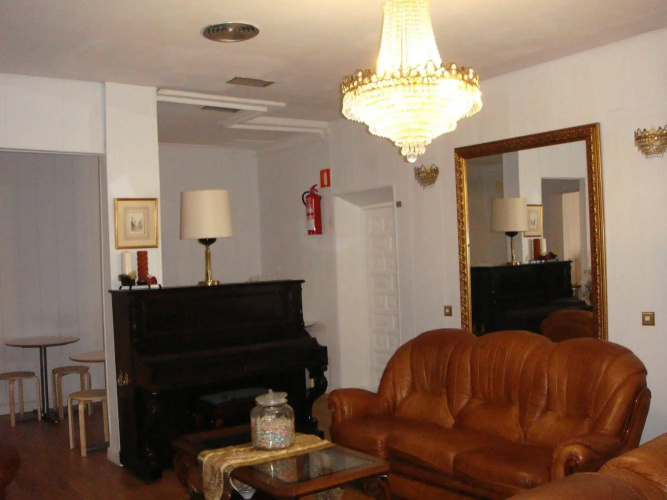 Hostal Riesco Puerta Del Sol