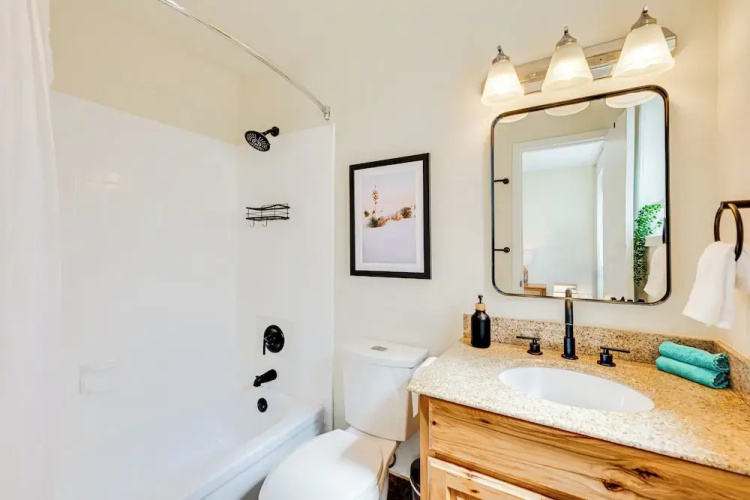 Fraser Condo w/ Ski Shuttle & Resort Amenities!