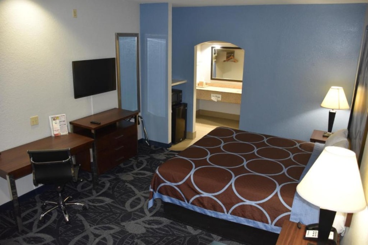 Accessible Smoking Double room