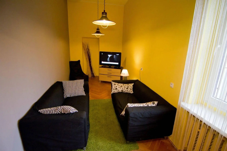 Cinnamon Hostel