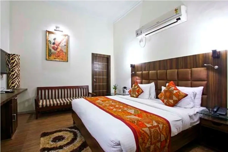 Superior room