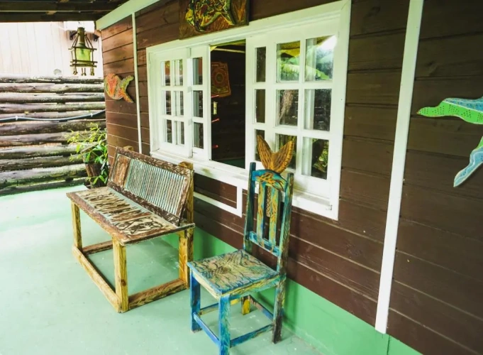 2 Bedrooms Chalet