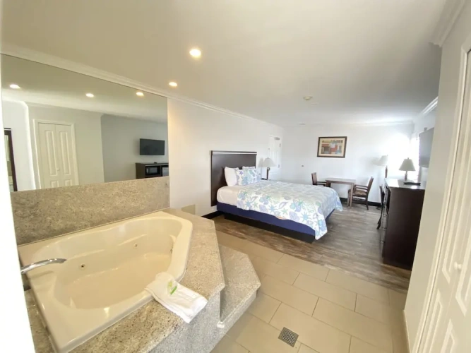 Premier room with balcony and with sea view