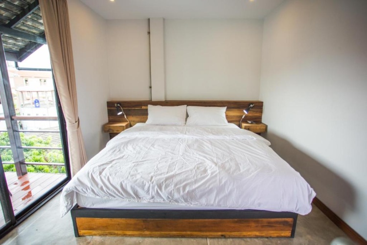 Deluxe Double room with balcony and with city view