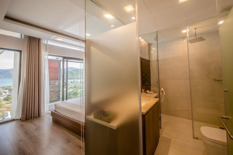 4 Bedrooms Grand Villa with ocean view