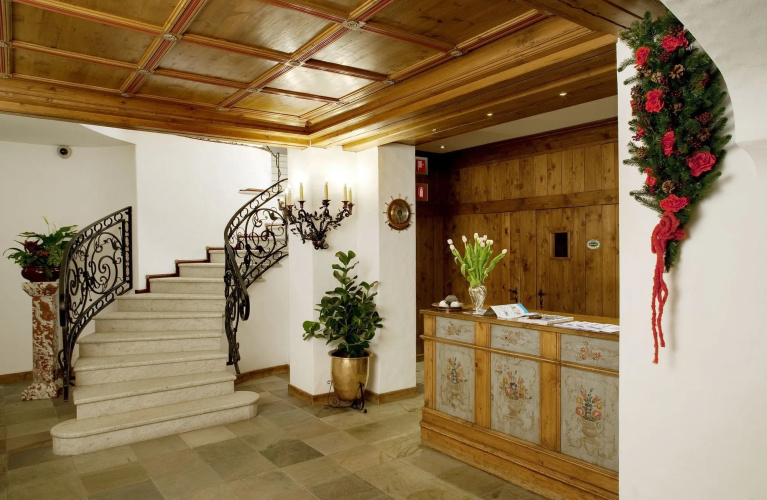 Hotel Cortina