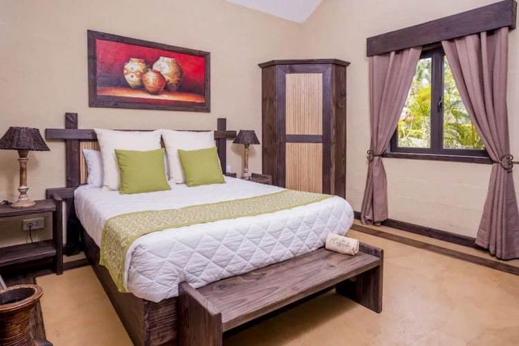 Standard room with balcony