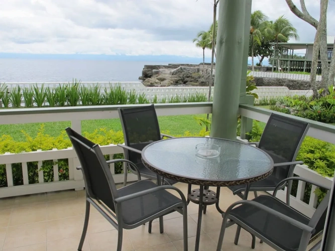 2 Bedrooms Executive Apartment with balcony and with ocean view