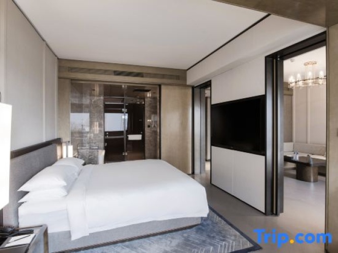 Executive Double Suite