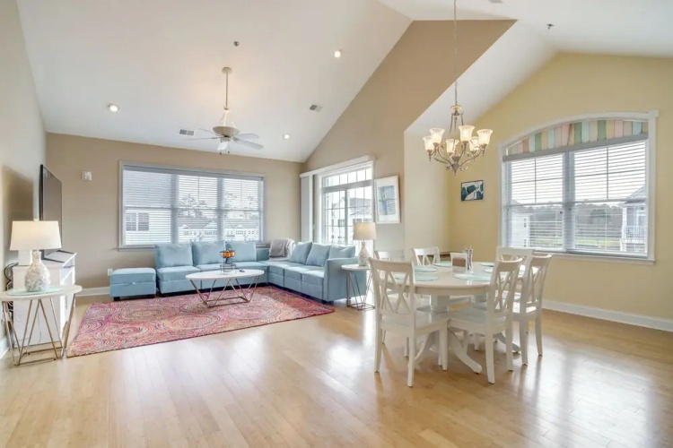 2 Mi to Rehoboth Beach: Updated Condo w/ Pools