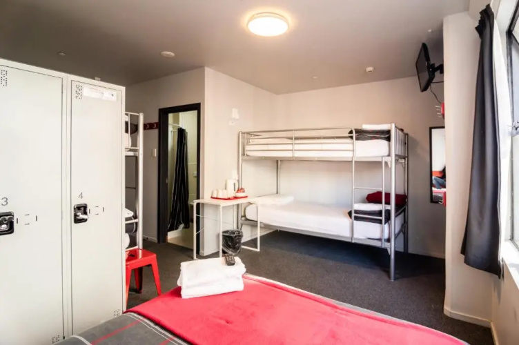 Urbanz - Hostel