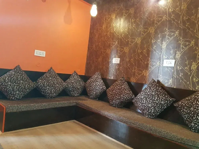 Raj Resort