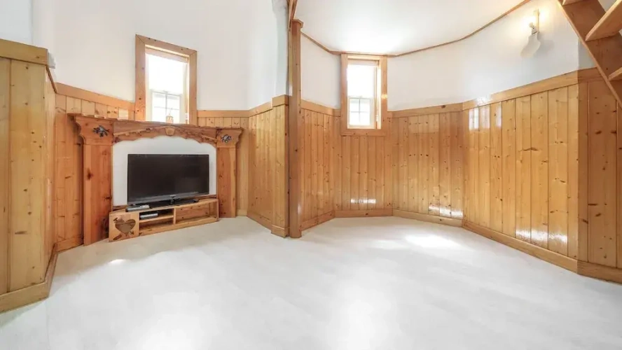1 Bedroom Standard room with mountain view