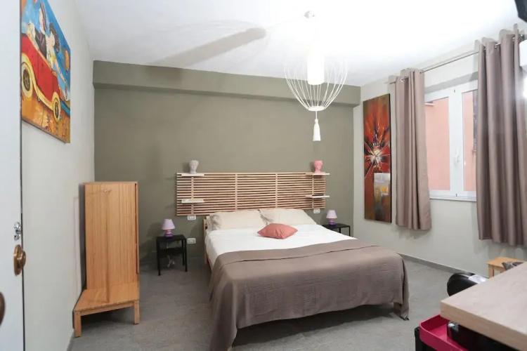 Oikia Automatic Rooms