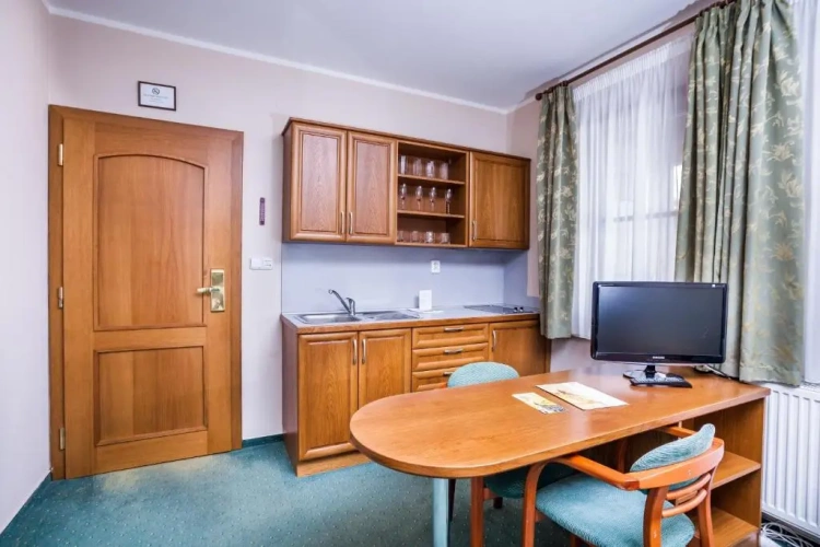 1 Bedroom Apartment
