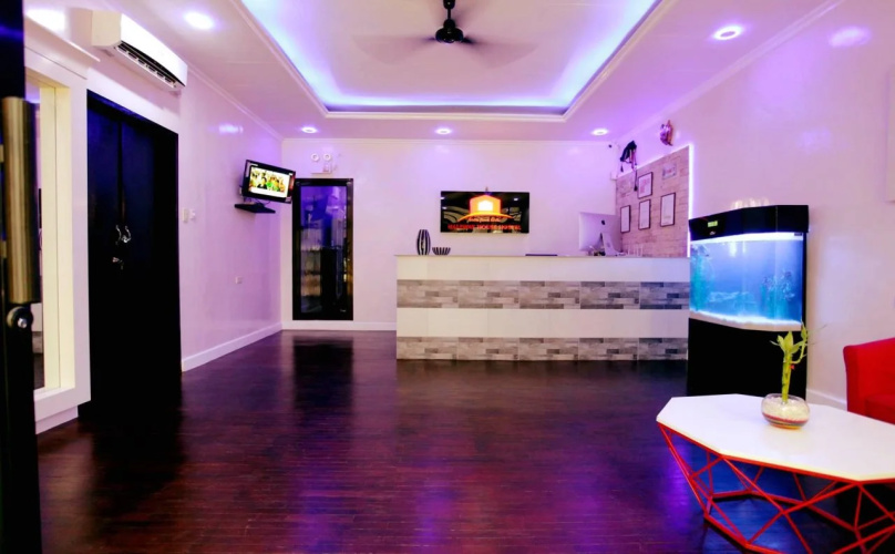 HalfWay House Hostel - Mactan Cebu Airport