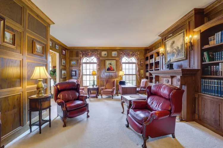 Immaculate Boone Villa w/ Entertainment Lounge!