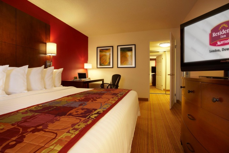 2 Bedrooms Suite