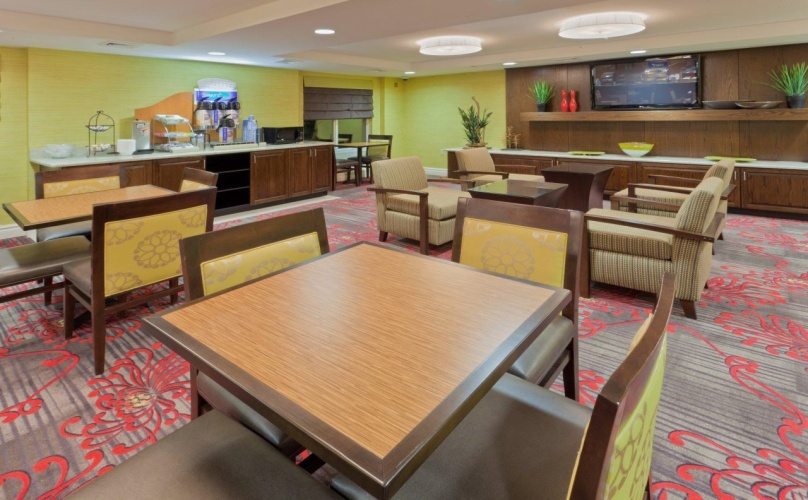 Holiday Inn Express Neptune photo 28