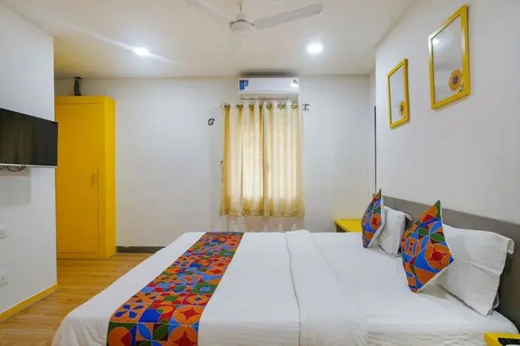 Fabexpress Luxury Inn