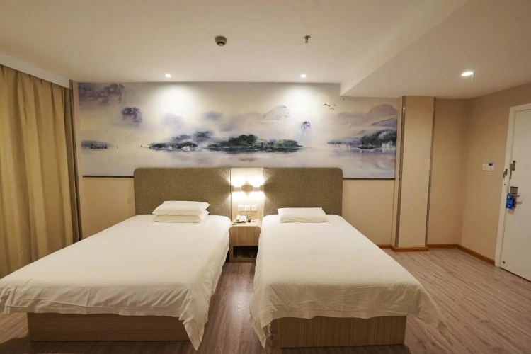 Standard Family room