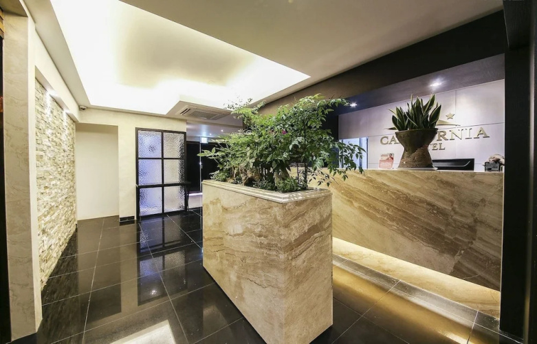 California Hotel