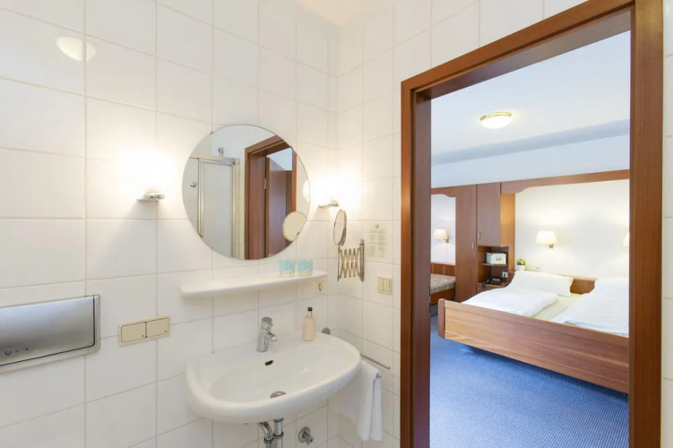 Guesthouse 329