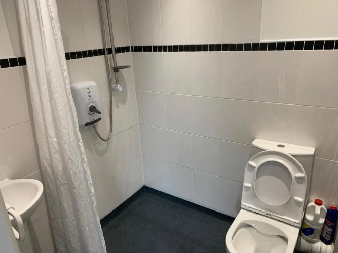 Flat Two, 212 Eaglesham Road, East Kilbride, Glasgow
