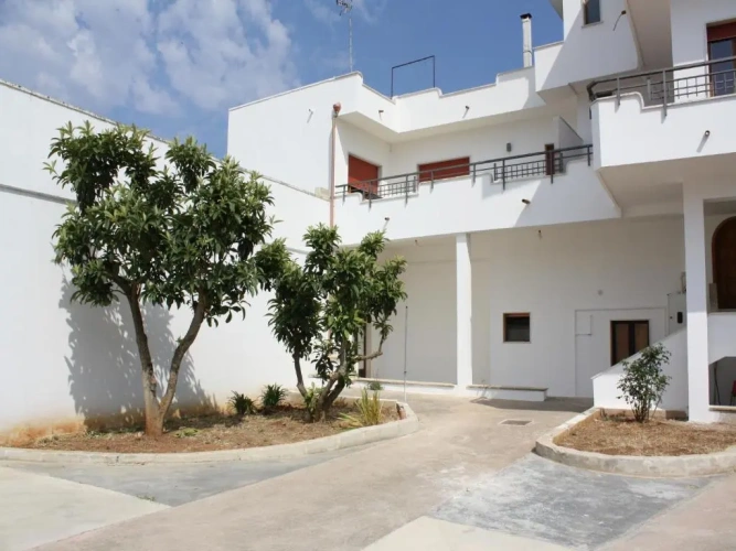 2 Bedrooms Cottage