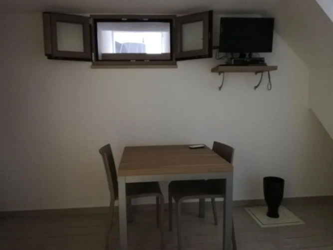 Economy Double Basement room