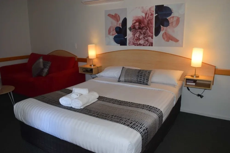 Deluxe Double Basement room