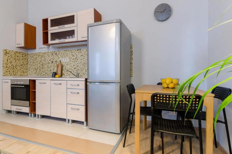 I30 Studio Apartment In Central Location.