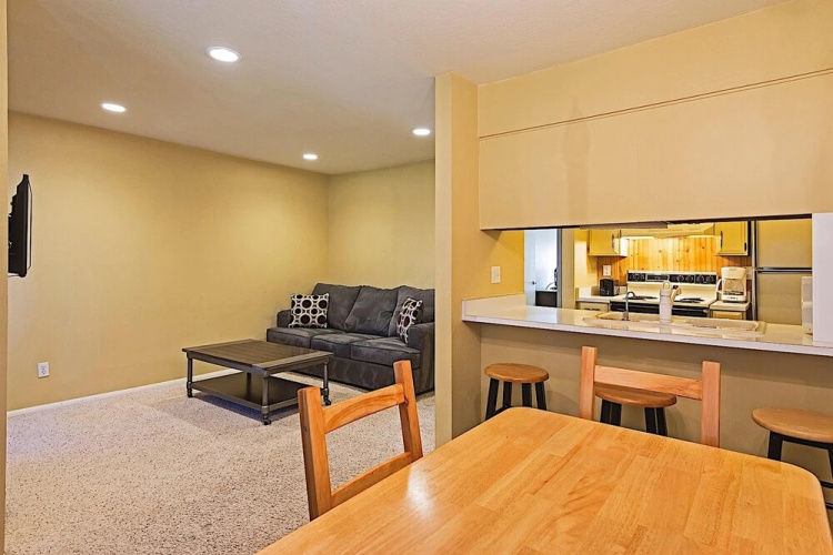 Park City Central by Casago