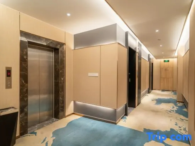 Danyang Feshang E-sports Hotel