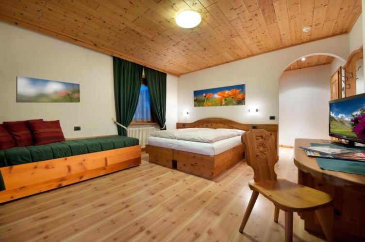 Standard Family room