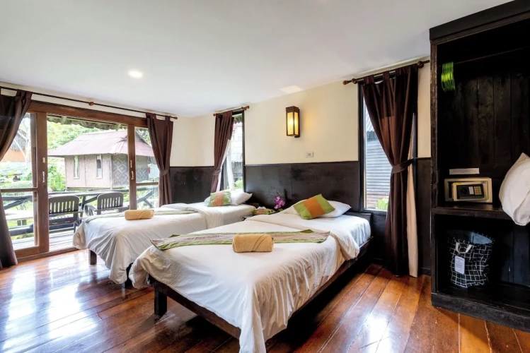 Deluxe Twin Bungalow with balcony
