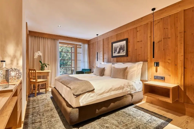 Deluxe Double room with balcony