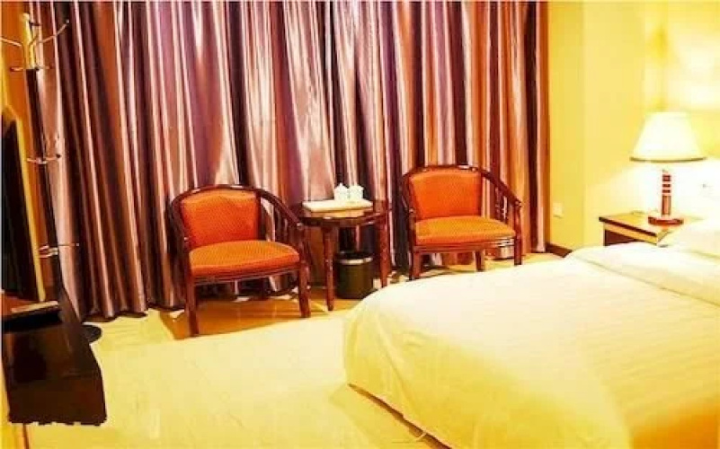 Hecheng Business Hotel