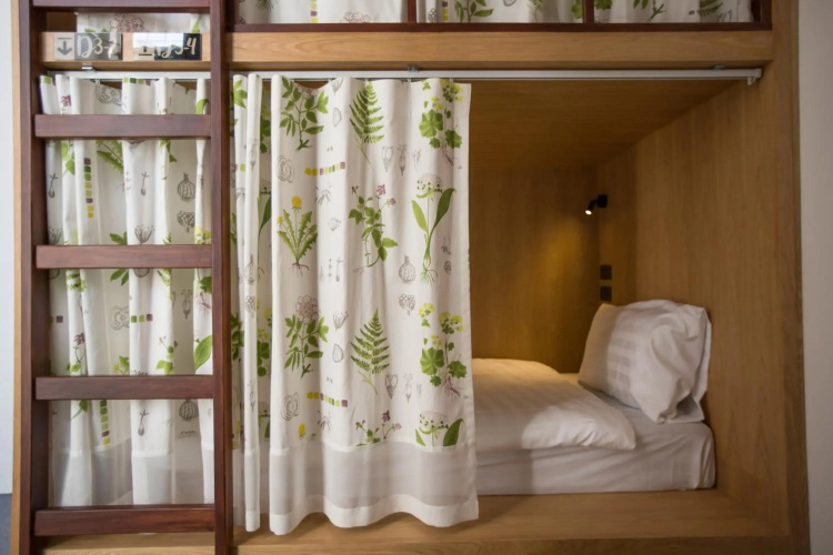 Memmoth Cafe & Hostel in Lampang