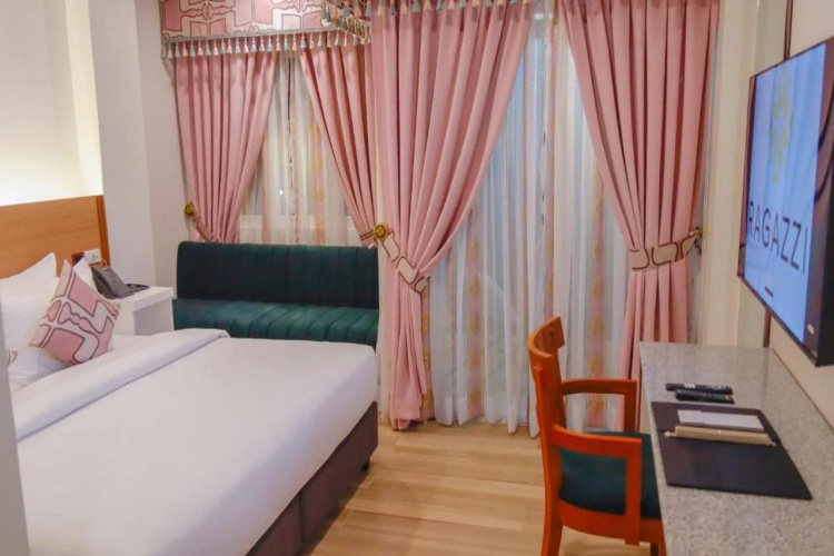 Ragazzi Resort Hotel - Naga