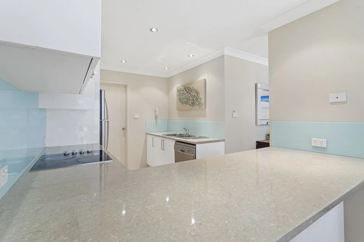 Nicholli, Bay Parklands, Unit 30/2 Gowrie Ave