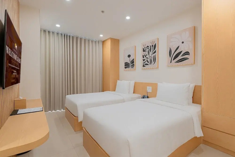 Bcons City Hotel